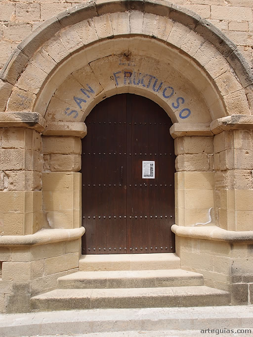 Puerta de la ermita de San Fructuoso de Bierge