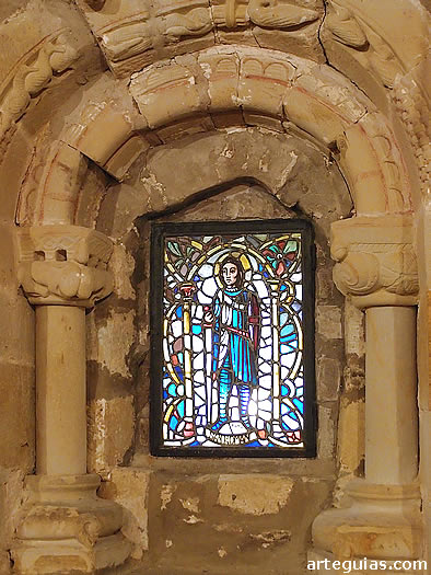 Ventanal del &aacute;bside. Lado interior