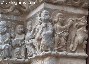 Esculturas rom&aacute;nicas de la portada. Fraga (Huesca)