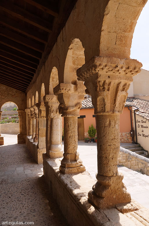 Galería porticada de 1081
