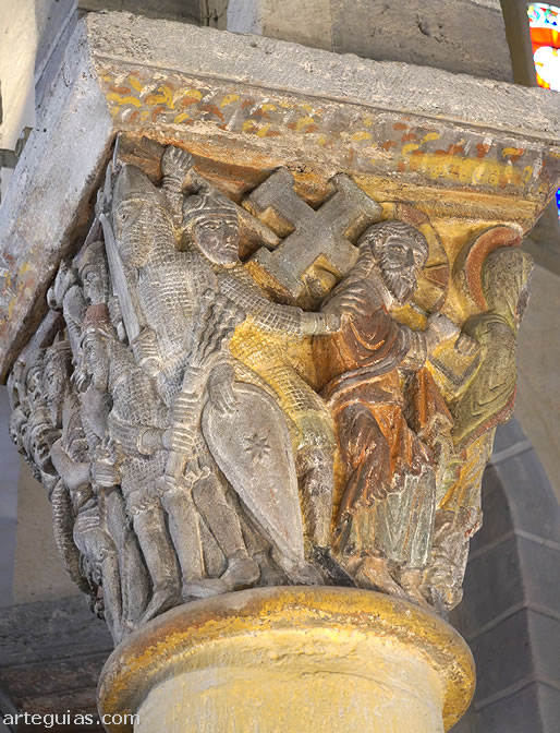Uno de los capiteles rom&aacute;nicos sobre la Pasi&oacute;n