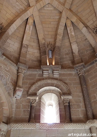 Fascinante aspecto del interior de la iglesia