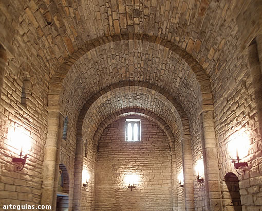 Aspecto de la nave vista desde la cabecera