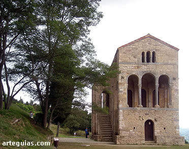 Vista de conjunto de la iglesia