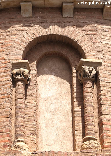 Ventanal del &aacute;bside sur