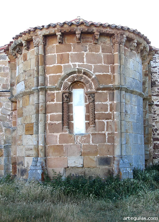 &Aacute;bside de la iglesia de Santa MAr&iacute;a la MAyor de Villacantid