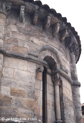 &Aacute;bside, Villamayor