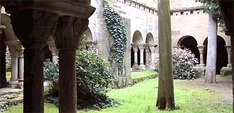 Claustro de Bages