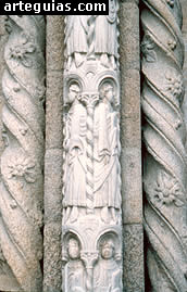 Detalle de la Puerta de las Plater&iacute;as. Catedral de Santiago