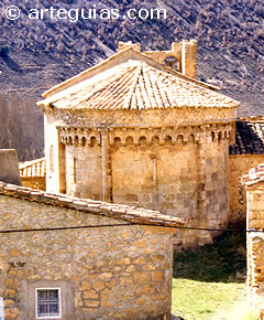 Iglesia rom&aacute;nica de Bordec&oacute;rex (Soria). Es posible que por estos pagos falleciera Almanzor