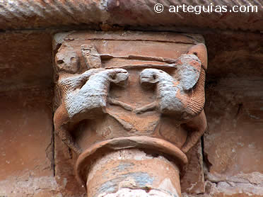 Capitel de la iglesia de Pozancos
