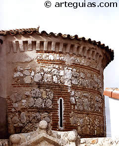 Exterior de la iglesia de el Pozo de Guadalajara