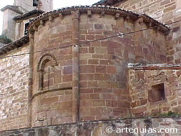 &auml;bside rom&aacute;nico de la iglesia de Valmala. Comarca de Montes de Oca. Burgos