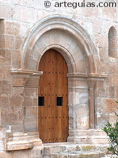 Velilla de Cinca. Puerta de la Ermita de San Valero