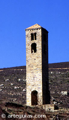 Yanguas. Torre de la iglesia desaparecida de San Miguel. Comarca de Tierras Altas - Valle del Tera, Soria