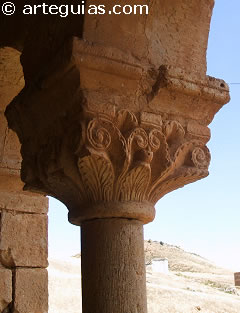 Columna de la iglesia de Aguilera, Soria