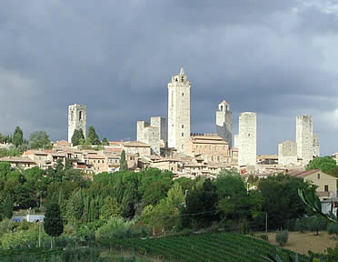San Gimignano, uno de los lugares m&aacute;s visitados de Italia