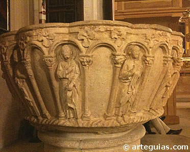 Pila bautismal de la catedral de Burgos