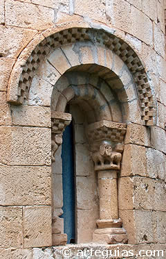 Ventanal del &aacute;bside