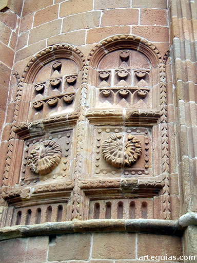 Relieves del &aacute;bside de San Juan de Rabanera