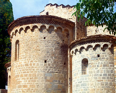 &Aacute;bside central y lateral norte