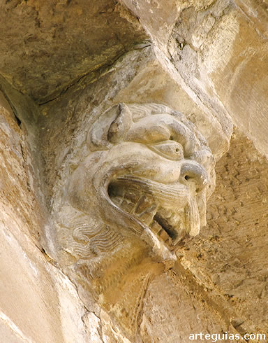 Canecillo del &aacute;bside