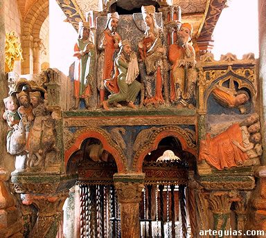 Frente oriental del Cenotafio de San Vicente