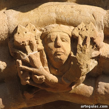 Escultura de la puerta