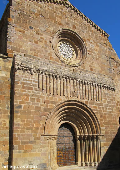 Fachada de la iglesia del Monasterio de Veruela, Zaragoza