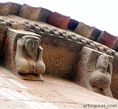 Canecillos de la iglesia de Tozalmoro