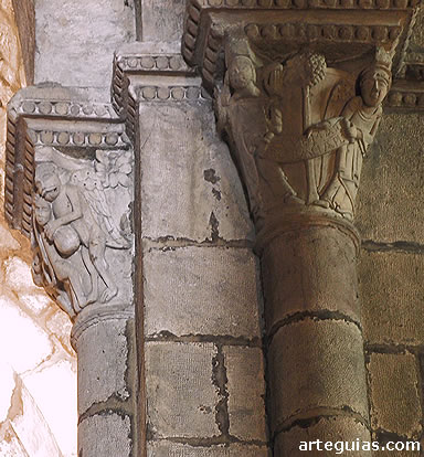 A la derecha: la Anunciaci&oacute;n