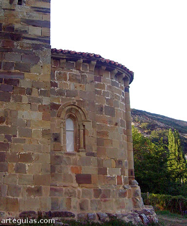 Quintanilla de Rucandio: &aacute;bside