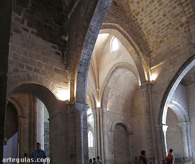 Interior de la iglesia de San Miguel