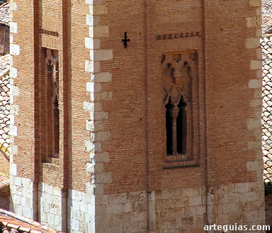 Ventanales mud&eacute;jares