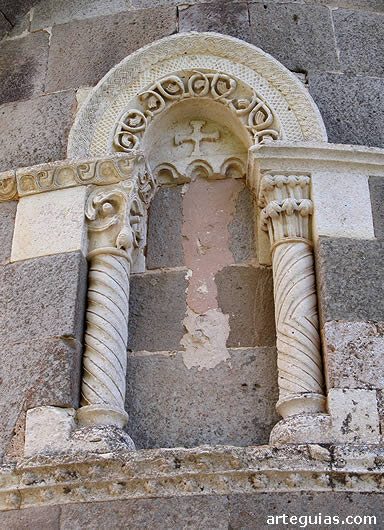 Ventanal del &aacute;bside