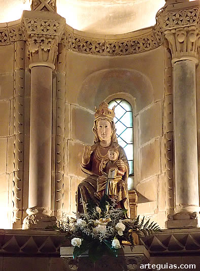 Virgen y el Ni&ntilde;o, reproducci&oacute;n de la talla del Monasterio de Gradefes