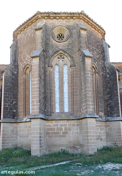 San Miguel de Foces: &aacute;bside central de planta poligonal