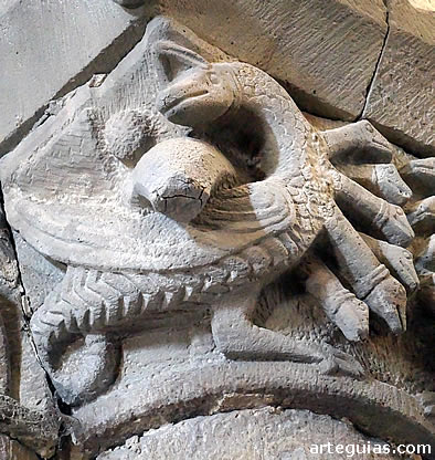 Vallejo de Mena: drag&oacute;n de siete cabezas