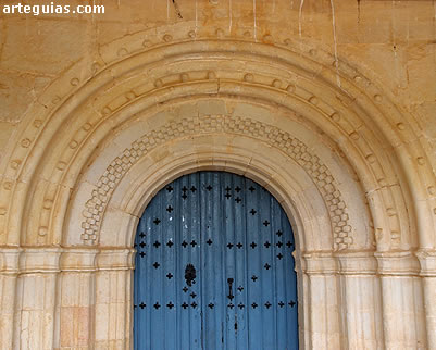 Sotillo de Boedo: puerta