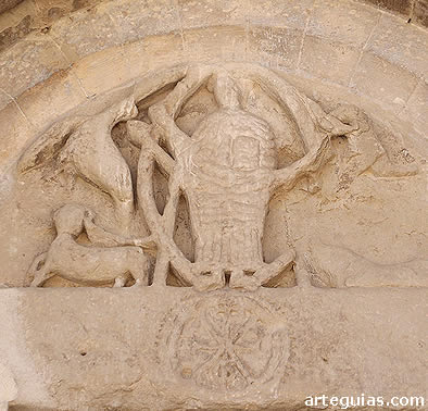 T&iacute;mpano de la puerta norte