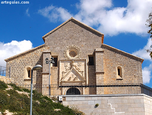 Iglesia de Santa Mar&iacute;a la Mayor: fachada occidental