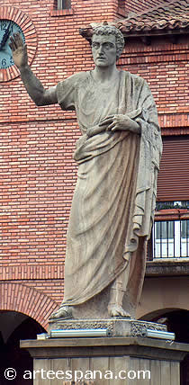 En Calahorra hay una bonita estatua dedicada a Marco Fabio Quintiliano, nacido en Calagurris