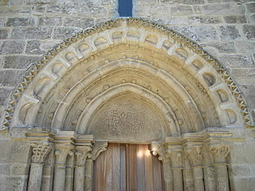 Portada de San Esteban de At&aacute;n