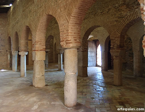 La mezquita contaba con cinco galerías o naves
