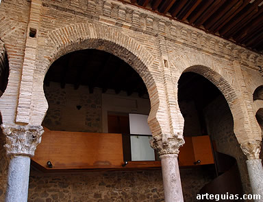 Arquer&iacute;as del Patio de Abluciones
