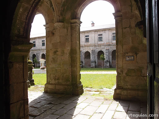 Claustro de los Caballeros (o de la Porter&iacute;a)