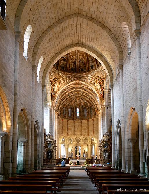 Interior de la iglesia del Monasterio de Oseira