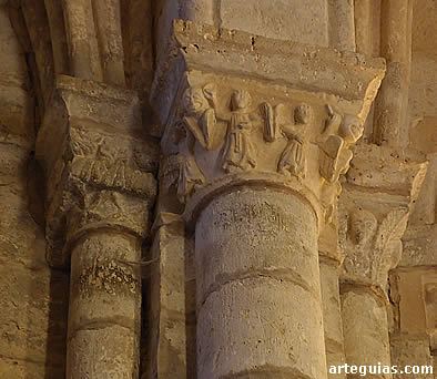 Otros capiteles historiados