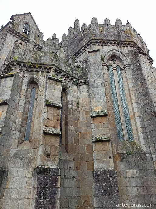 Exterior de la cabecera