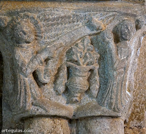 En San Nicol&aacute;s de Cines se repite la iconograf&iacute;a de la Anunciaci&oacute;n